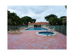 BOCA WALK - Residential