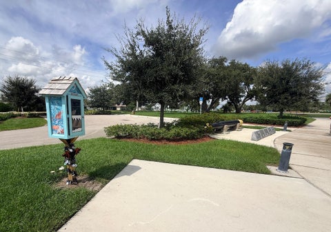 Tiny photo for 831 SE CARNIVAL Avenue, Port Saint Lucie, FL 34983 (MLS # B26091134)