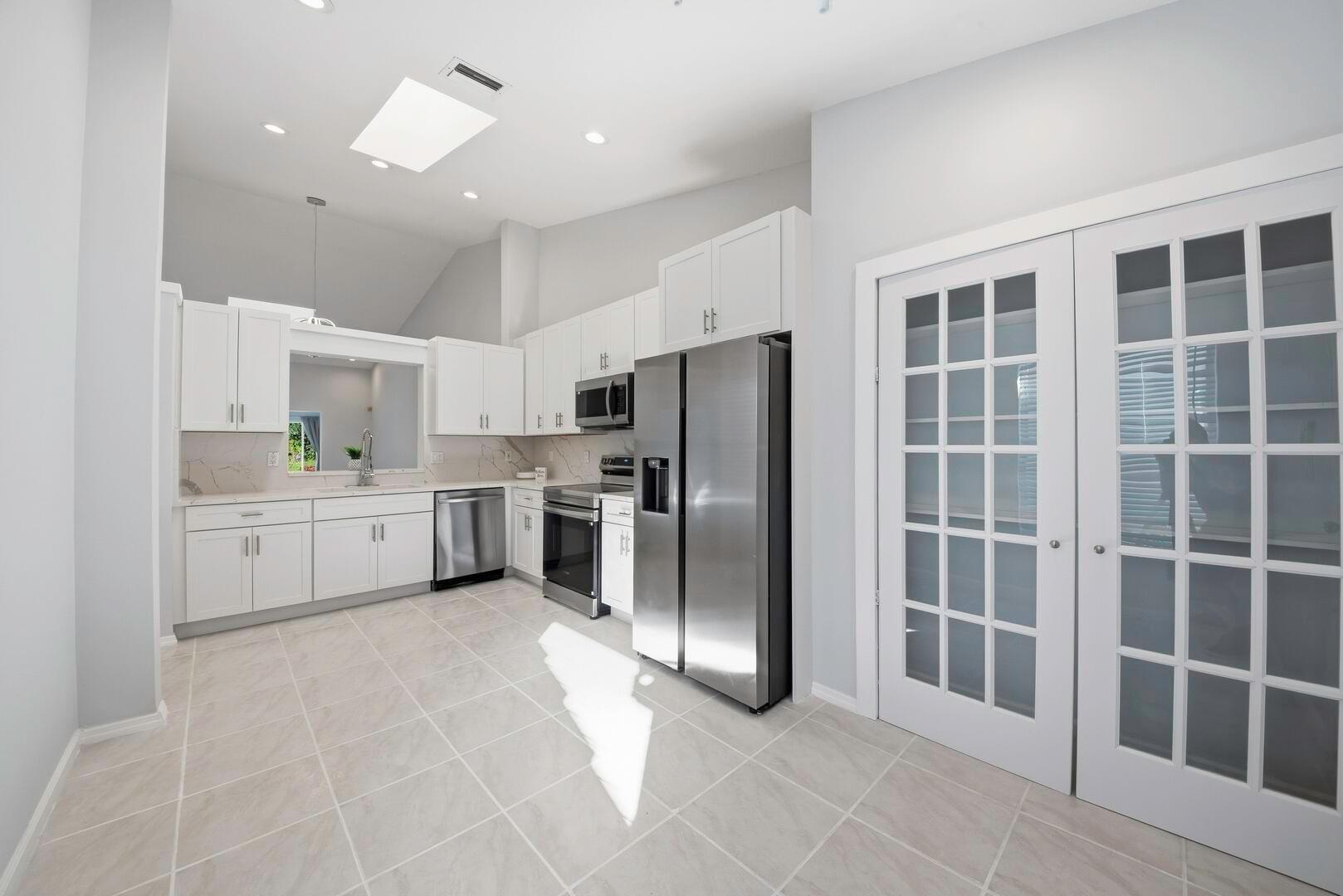 Palm Isles III - Residential