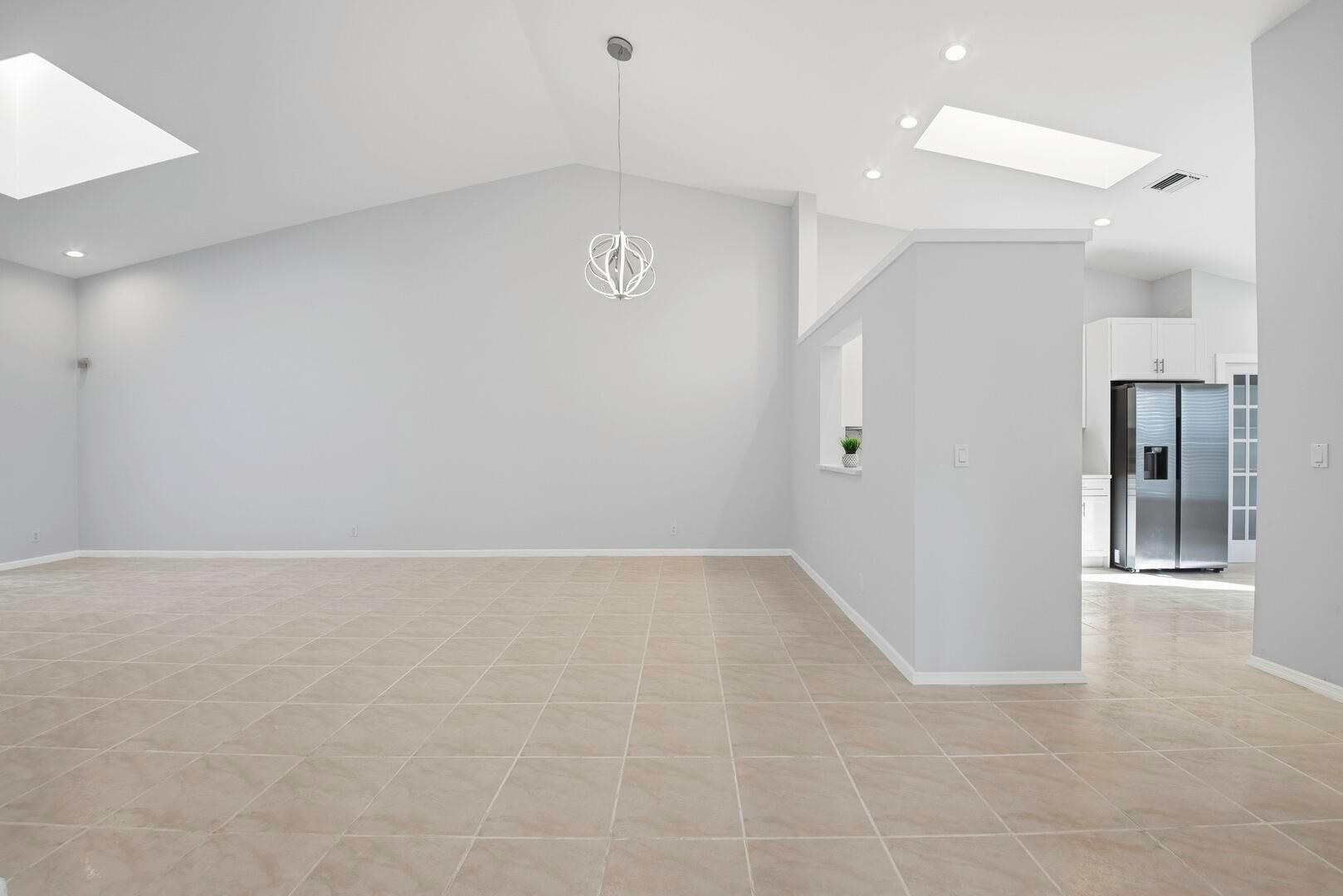 Palm Isles III - Residential