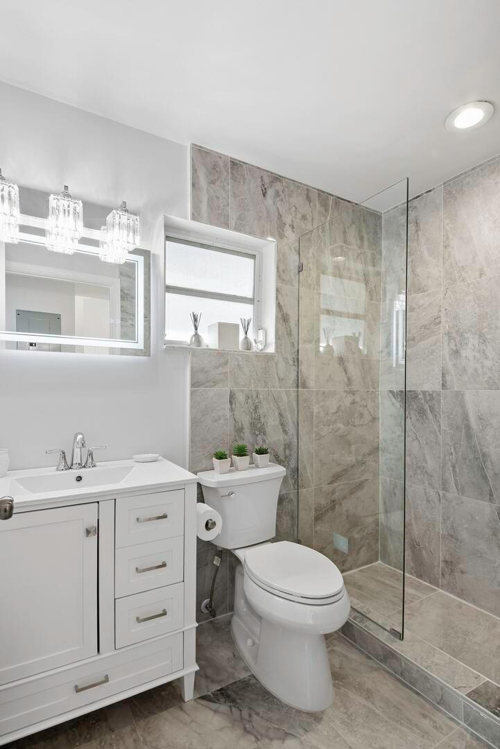 Palm Isles III - Residential