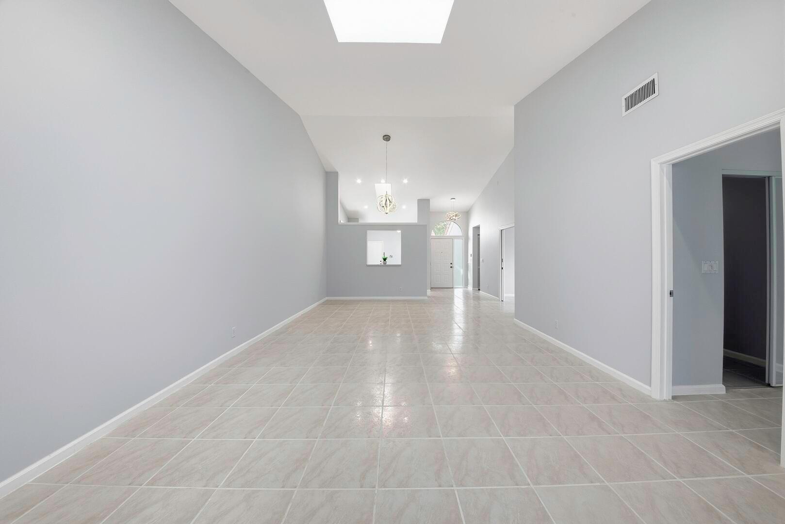 Palm Isles III - Residential