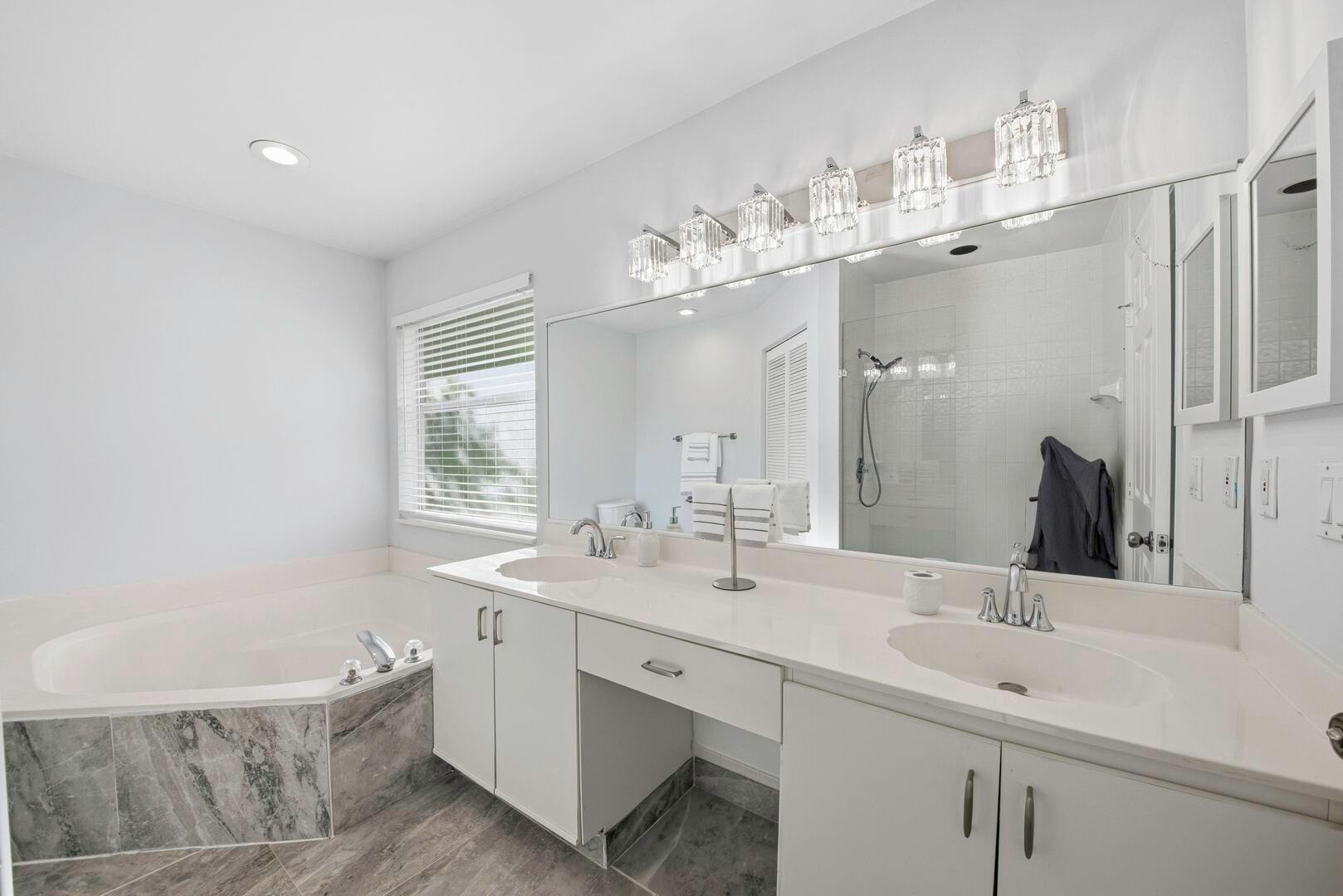 Palm Isles III - Residential