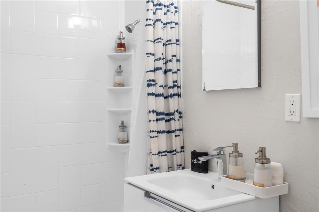 Harold A Keats Add 24-40 - Residential Lease