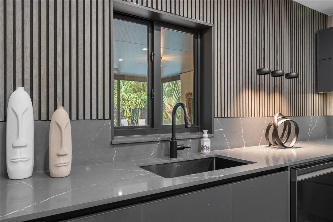 Harold A Keats Add 24-40 - Residential Lease