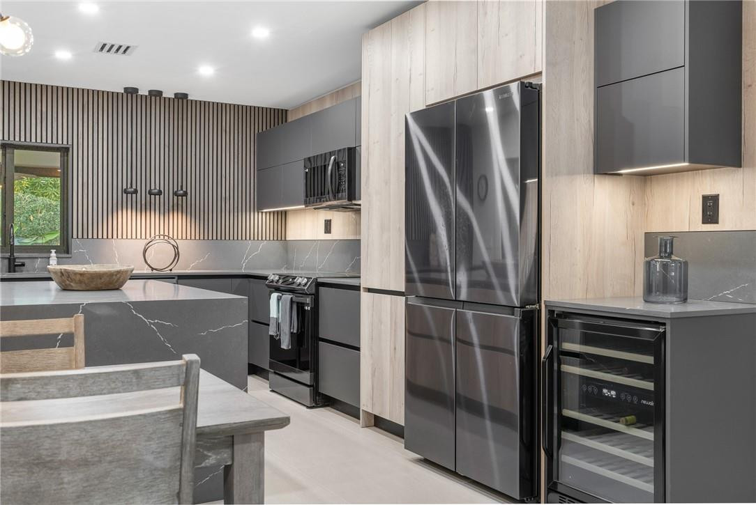 Harold A Keats Add 24-40 - Residential Lease