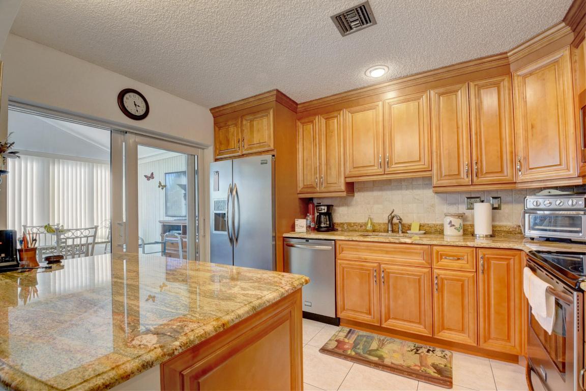 MIRROR LAKES 2 - Residential