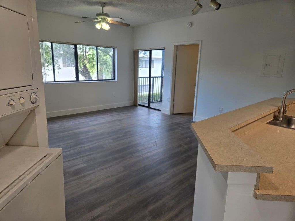 Photo of 2445 SW 18th Terrace #709, Fort Lauderdale, FL 33315 (MLS # F10546223)