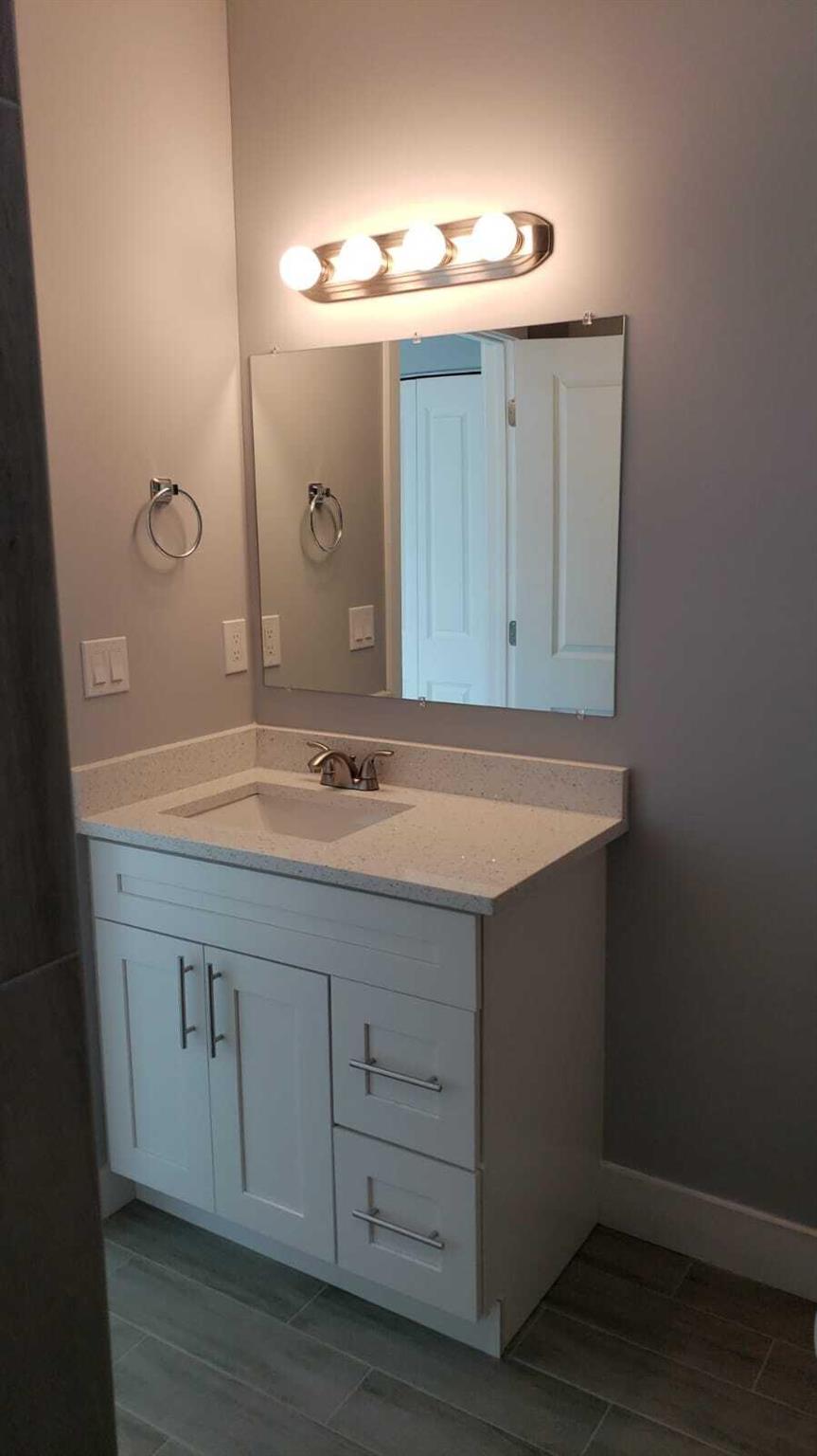 MONTICELLO PARK AMENDED PLAT - Residential Lease