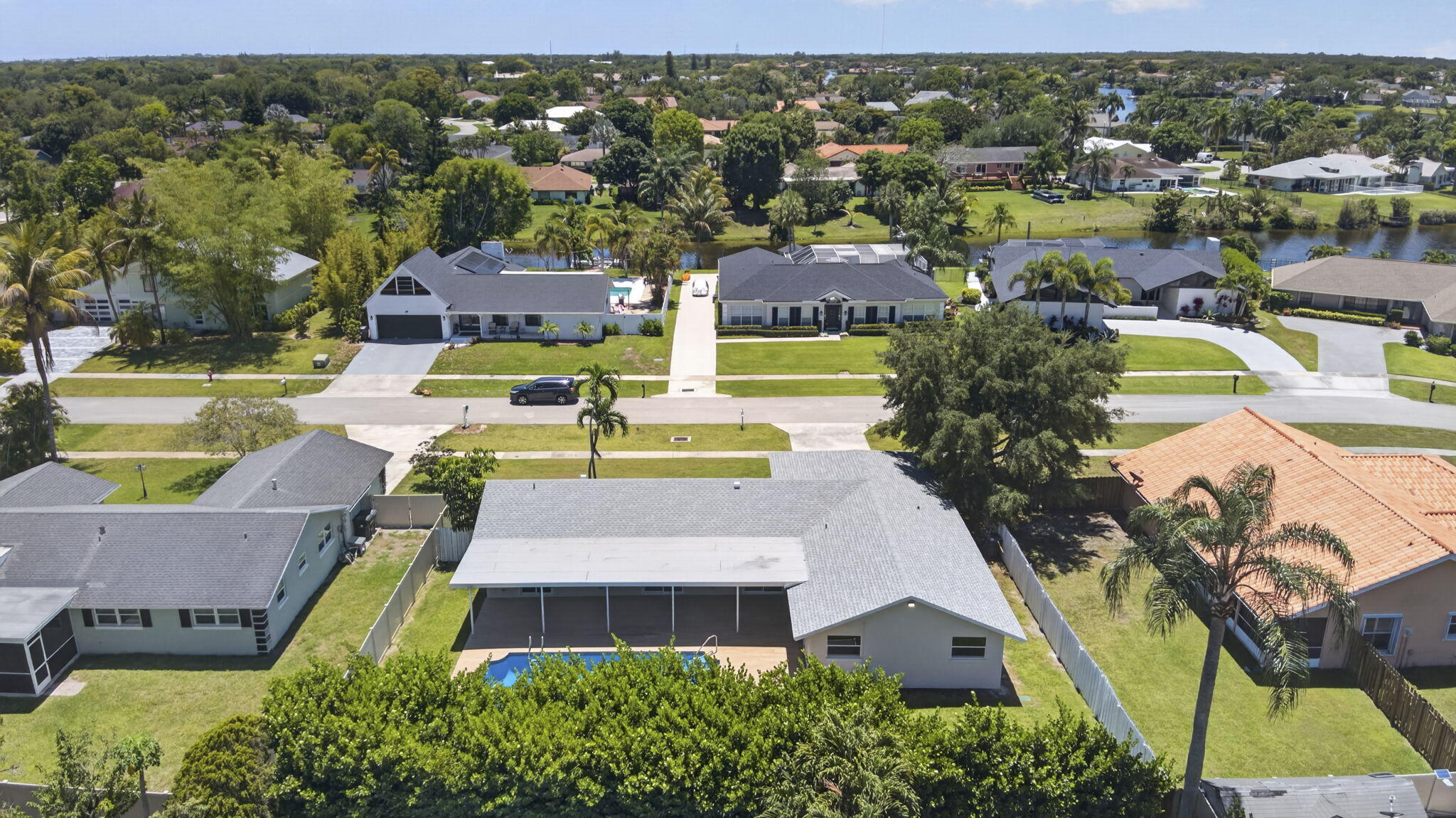 SOUTH SHORE 1 OF WELLINGTON - Residential