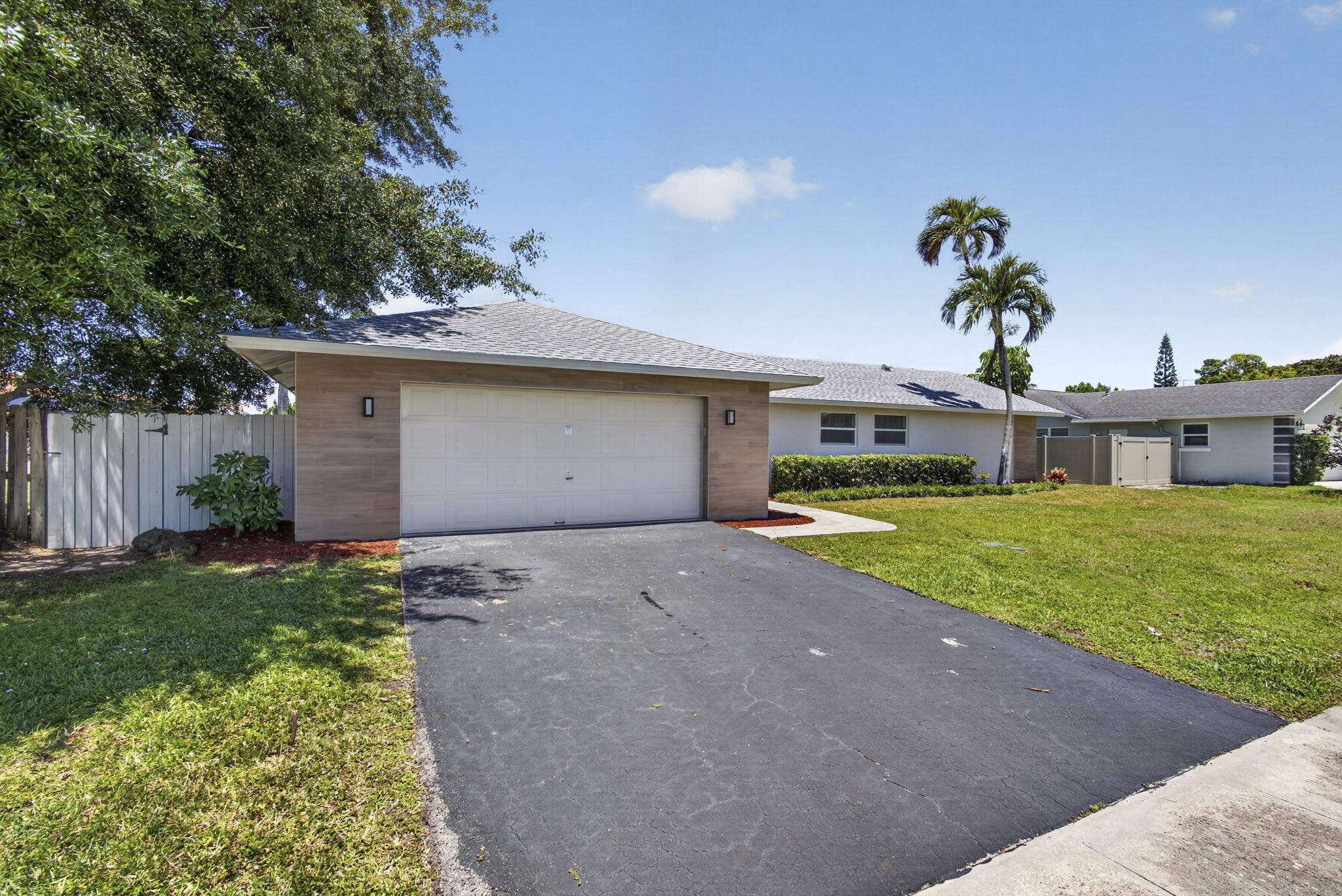 12890 Guilford Circle