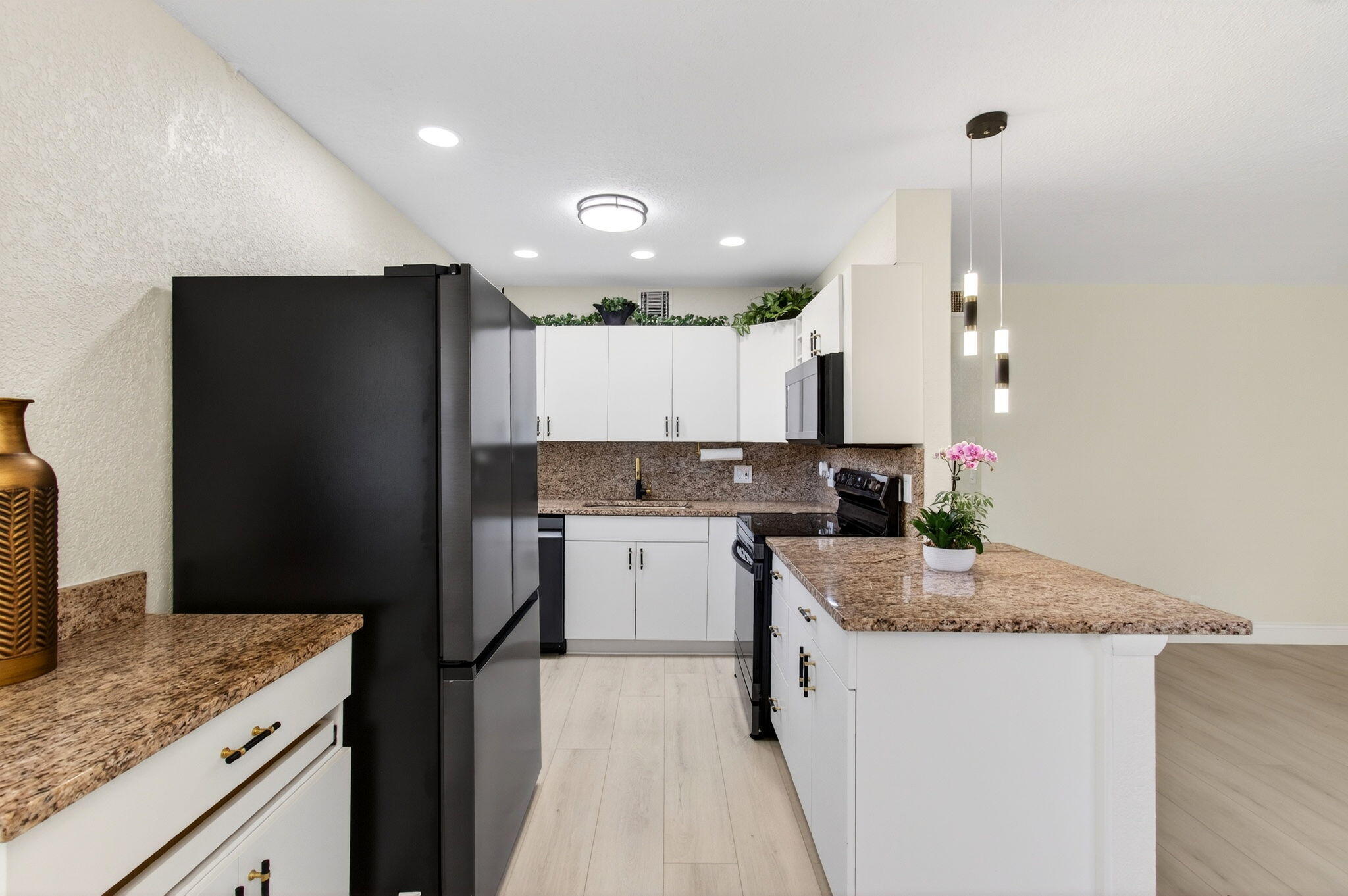 KINGS POINT SEVILLE A THRU O CONDOS - Residential