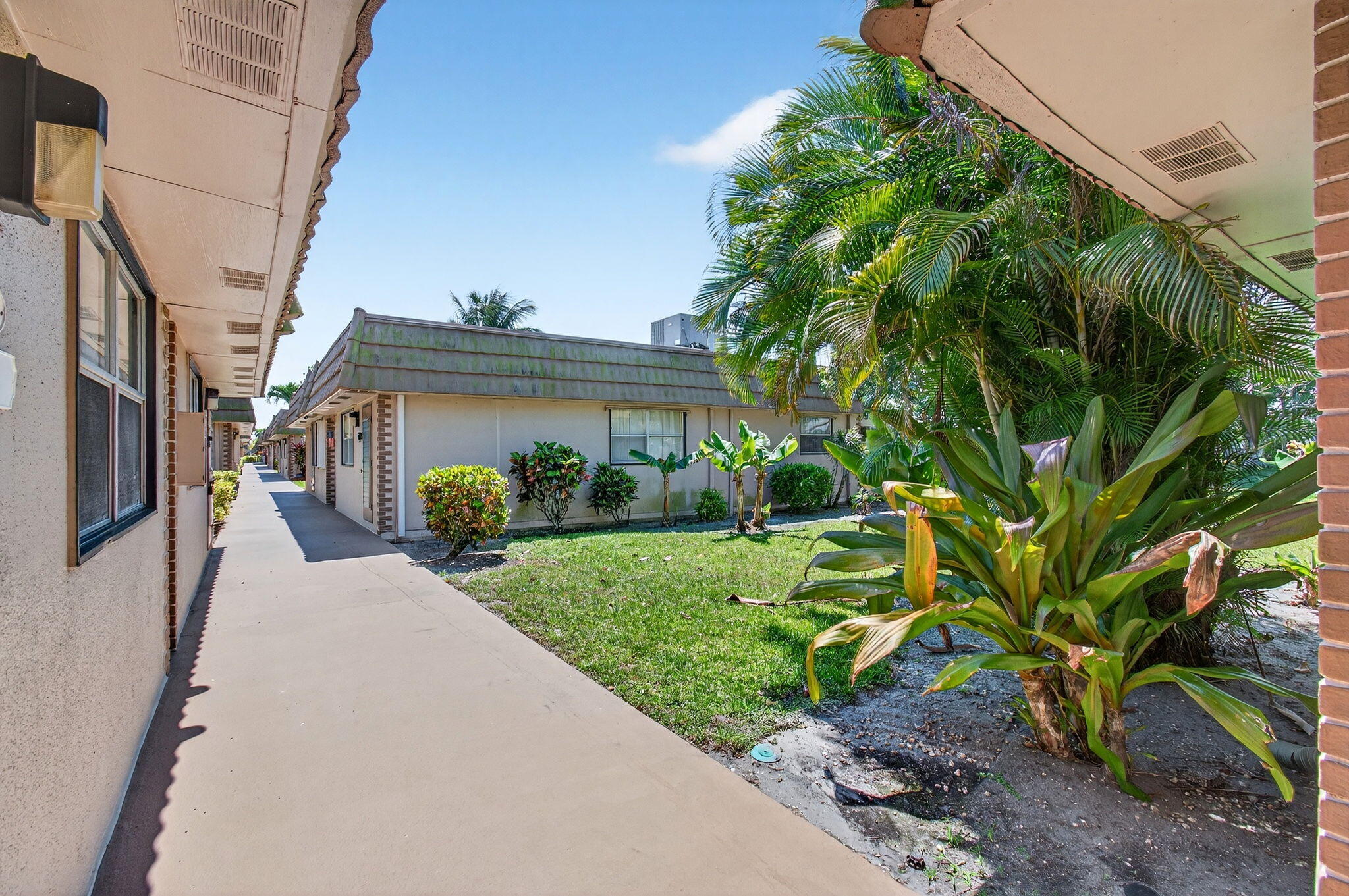 KINGS POINT SEVILLE A THRU O CONDOS - Residential