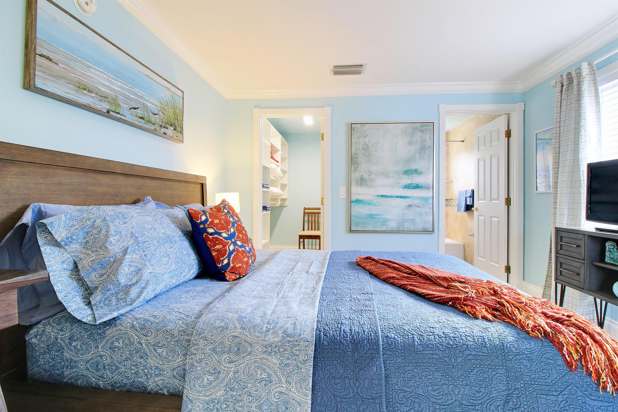 720 N STREET CONDO - Residential Income