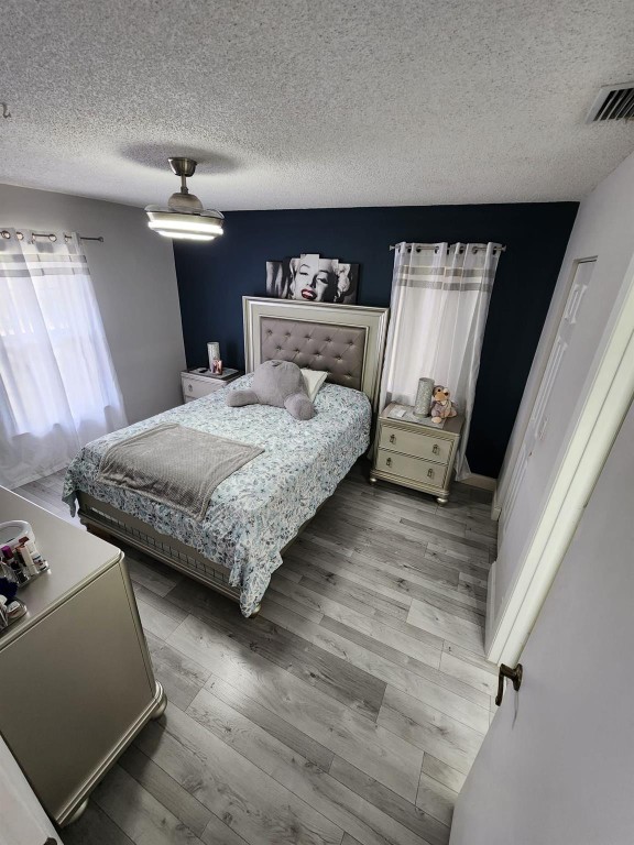 BOCA COVE - Residential