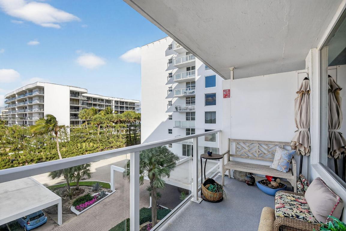 PATRICIAN OF PALM BEACH CONDO - Residential