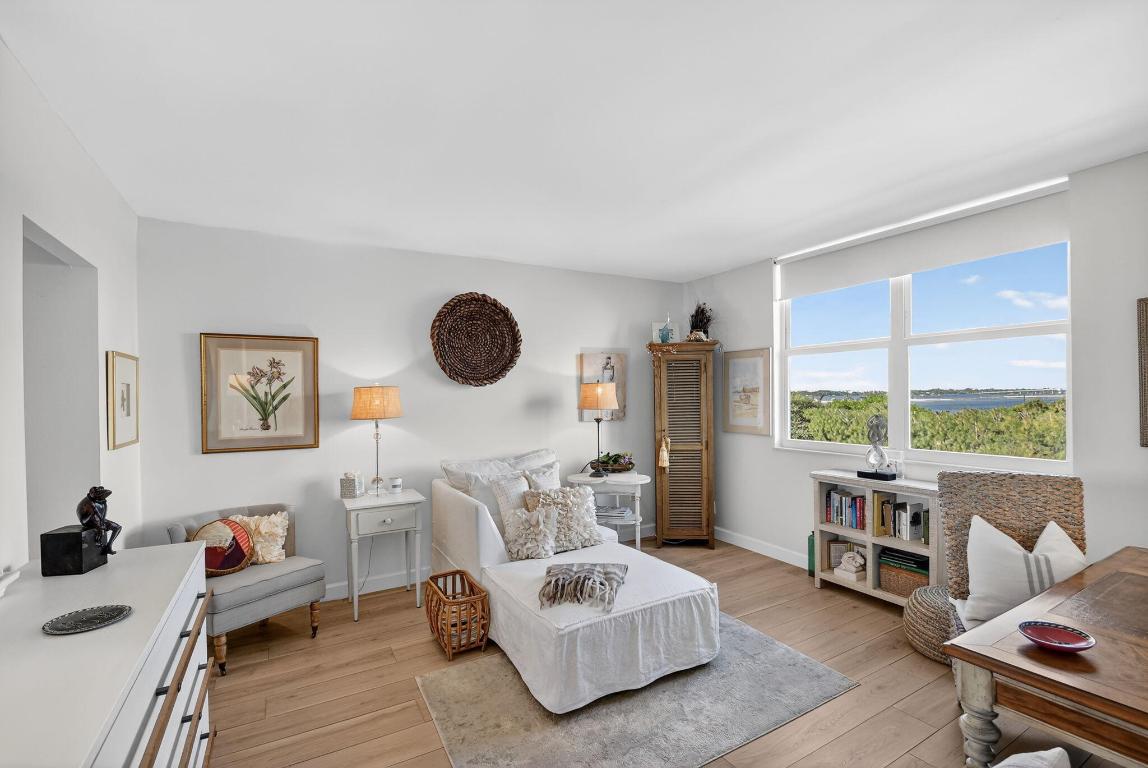 PATRICIAN OF PALM BEACH CONDO - Residential