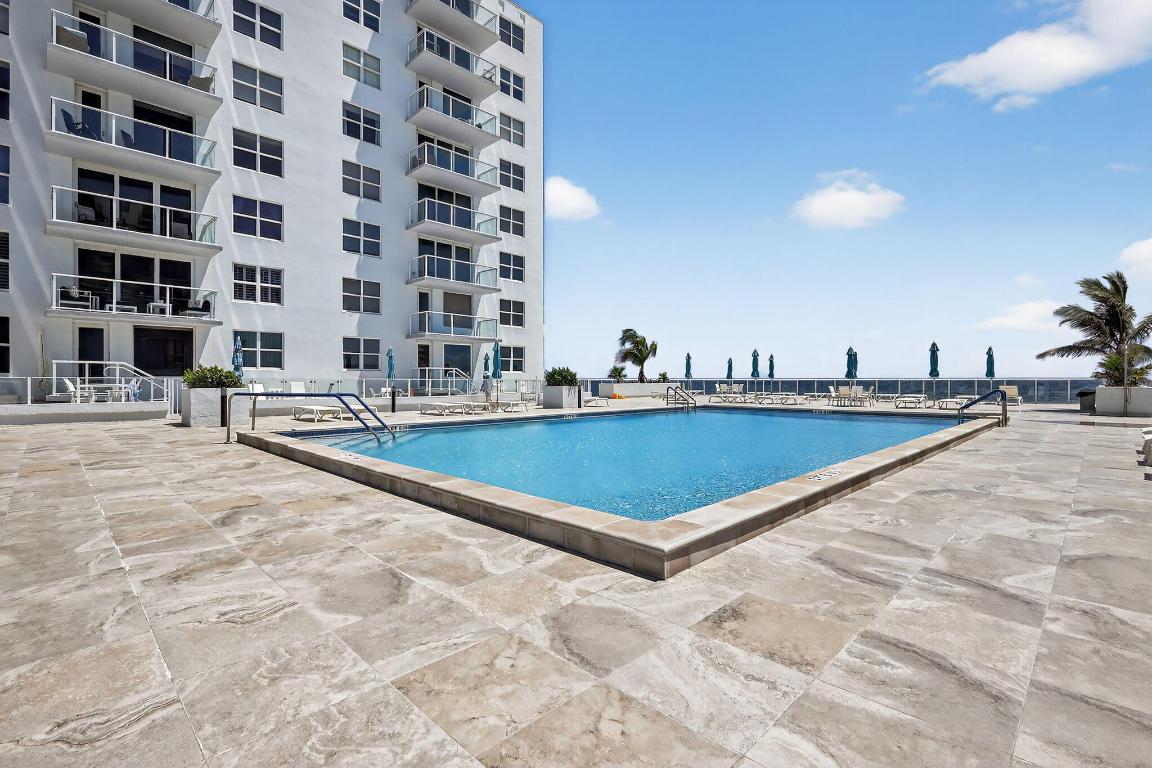 PATRICIAN OF PALM BEACH CONDO - Residential