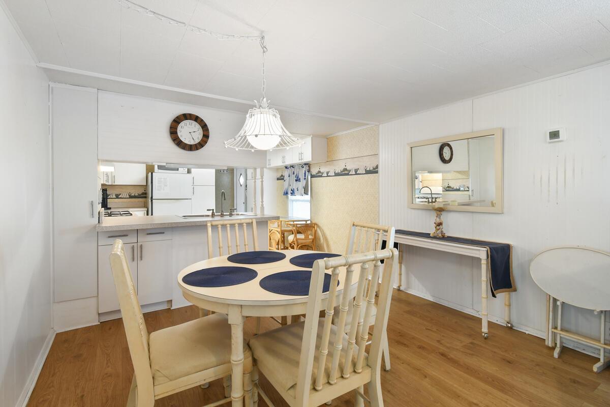 HIDDEN HARBOUR CONDO - Residential