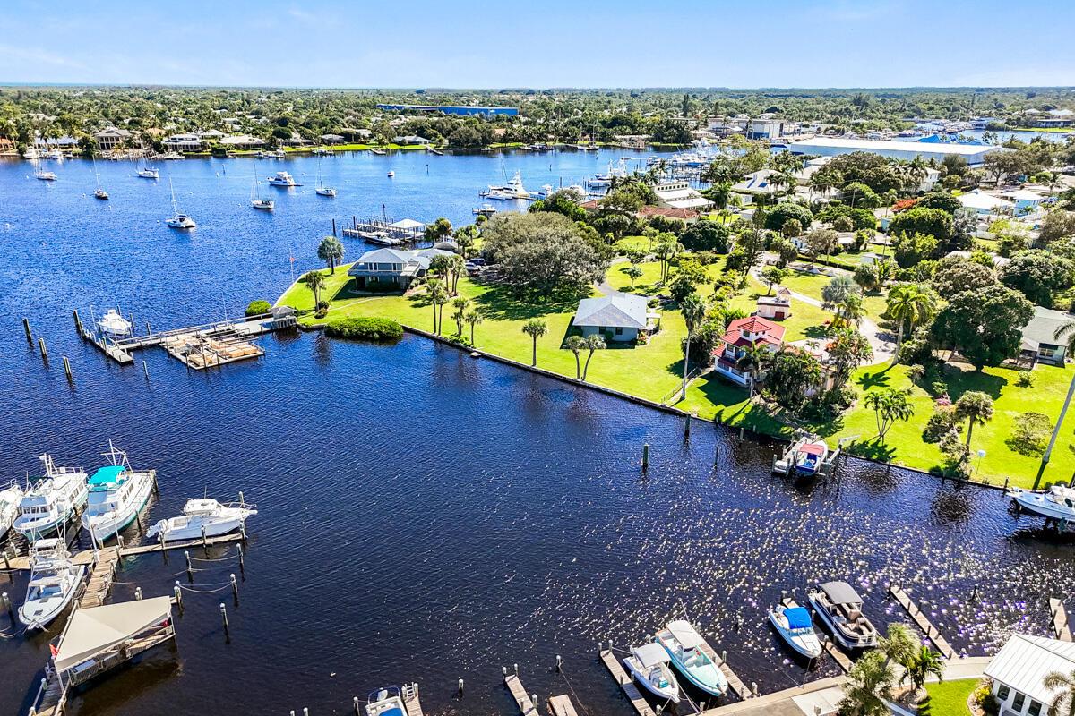 HIDDEN HARBOUR CONDO - Residential