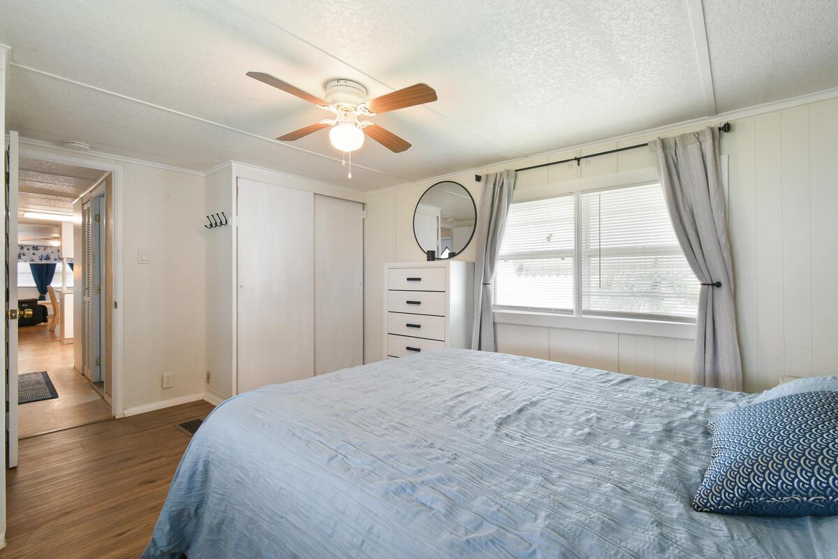 HIDDEN HARBOUR CONDO - Residential