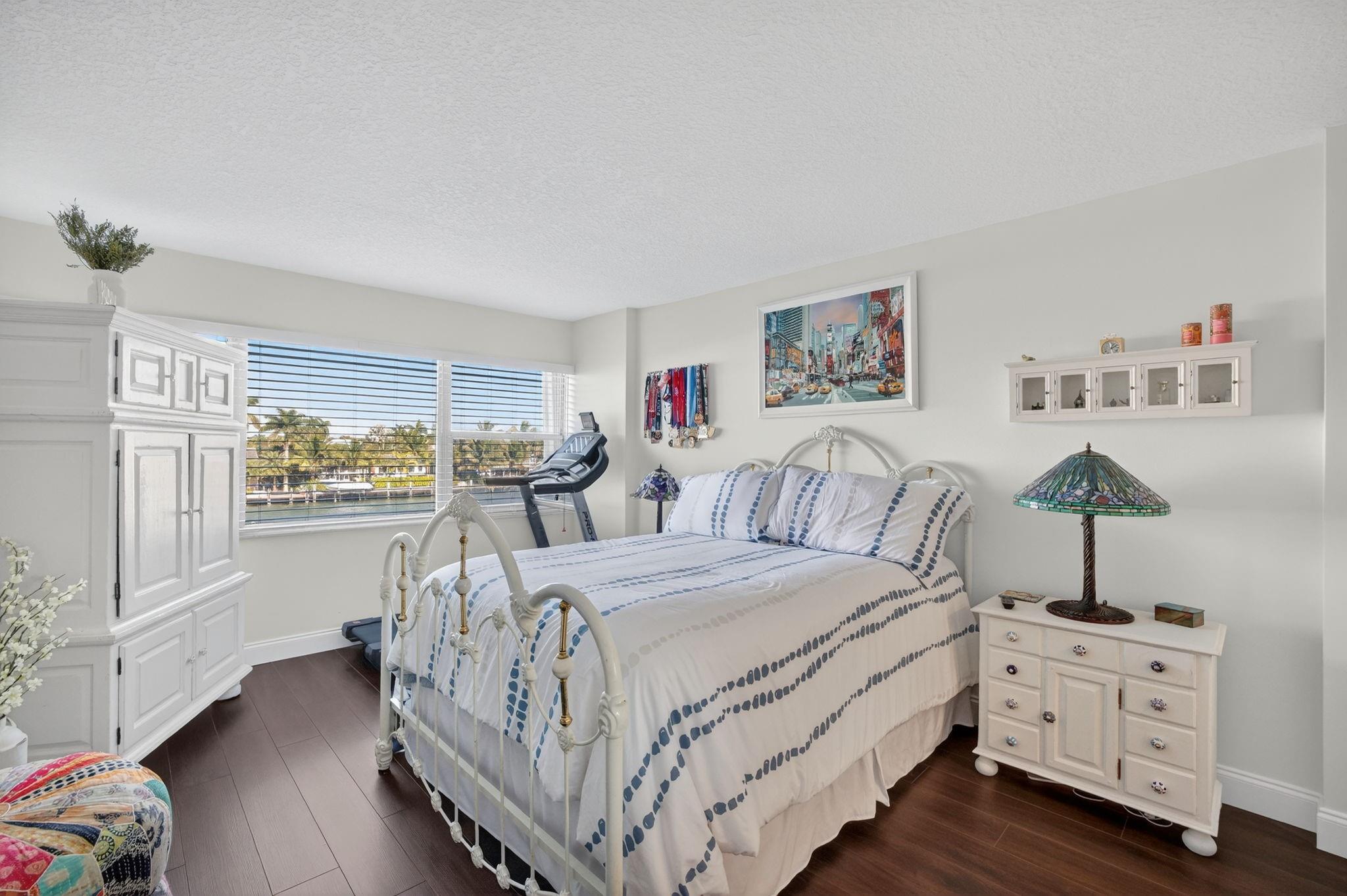 WATERS EDGE CONDO UNIT 30 - Residential