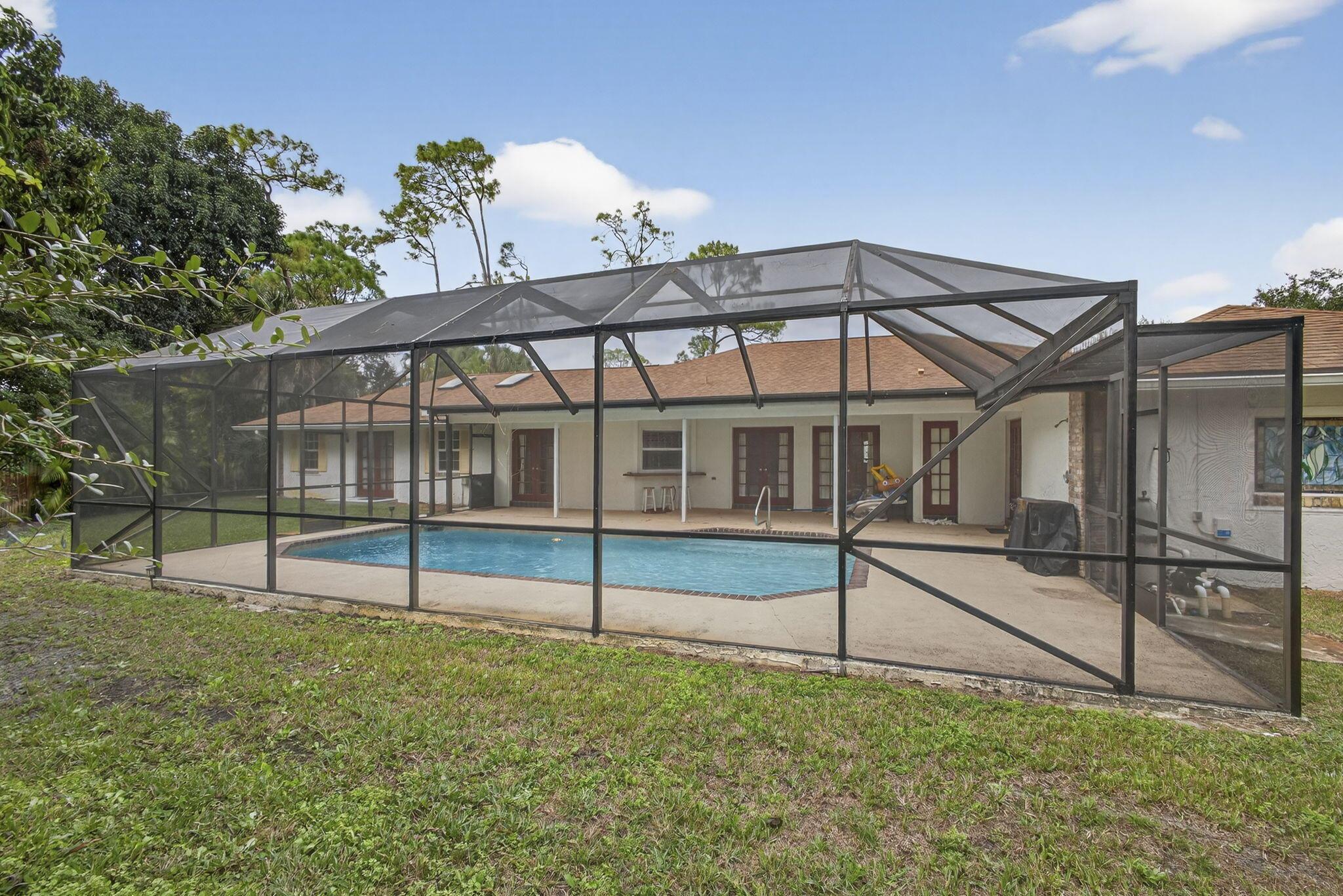 PINEWOOD GROVE OF WELLING - Residential Lease