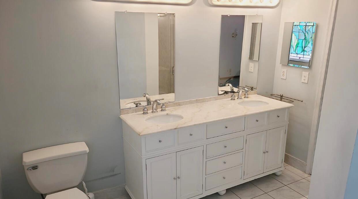 PINEWOOD GROVE OF WELLING - Residential Lease