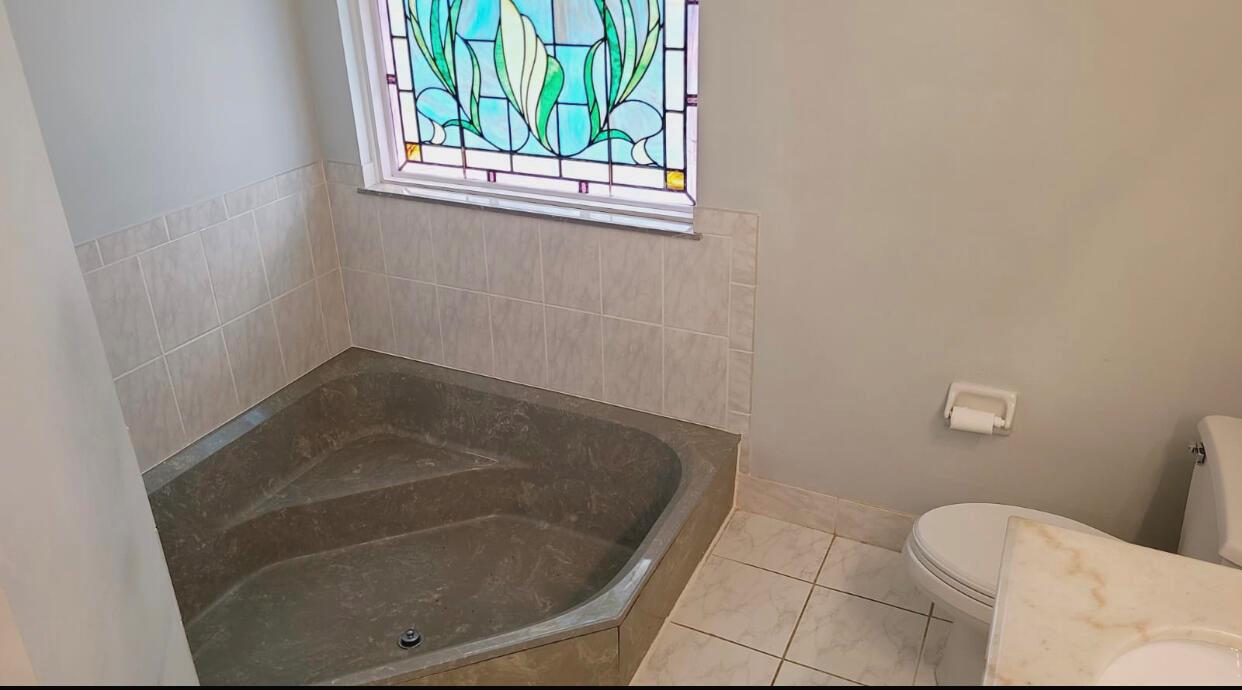 PINEWOOD GROVE OF WELLING - Residential Lease