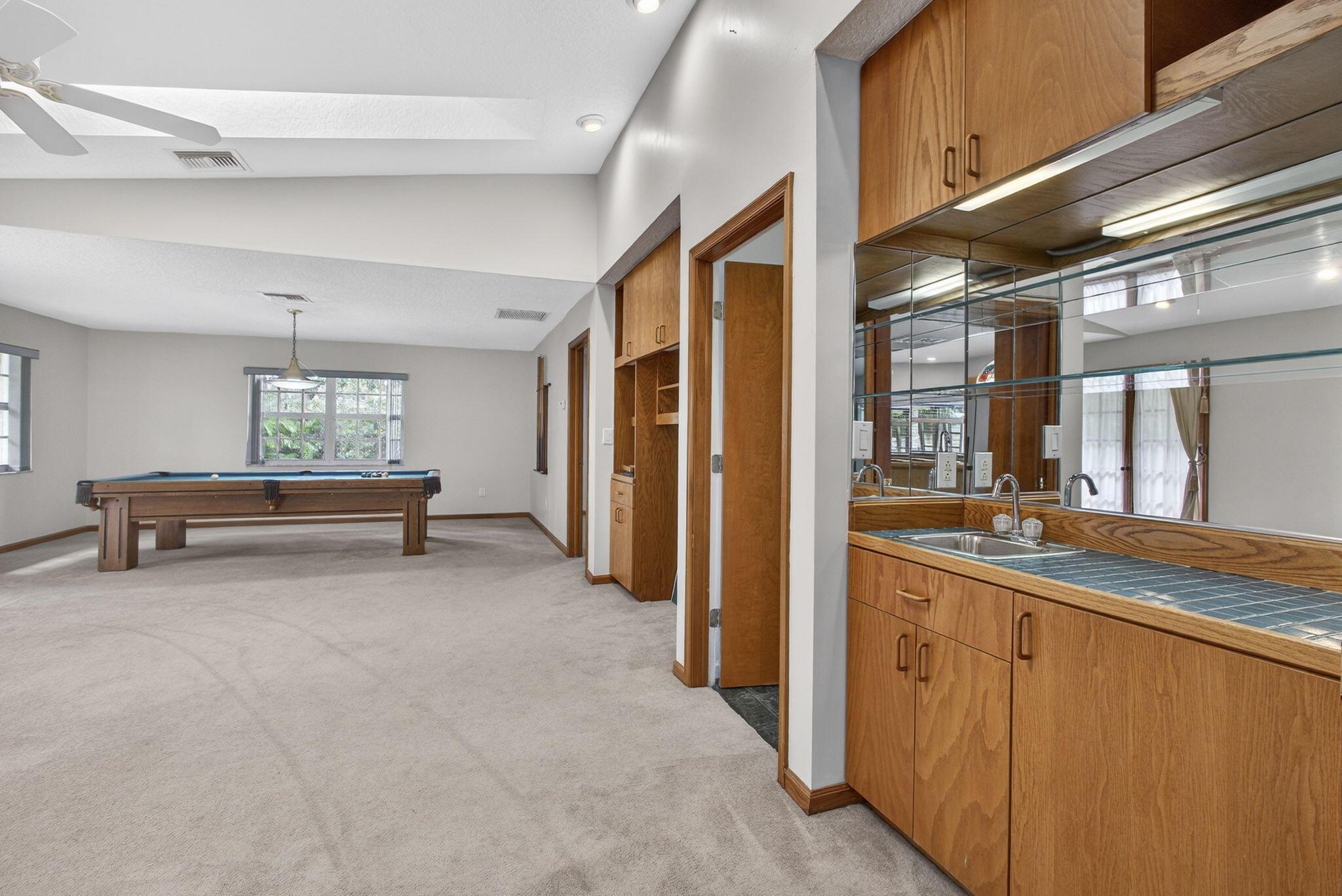 PINEWOOD GROVE OF WELLING - Residential Lease