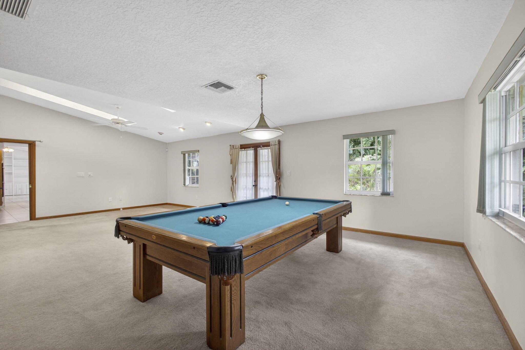 PINEWOOD GROVE OF WELLING - Residential Lease