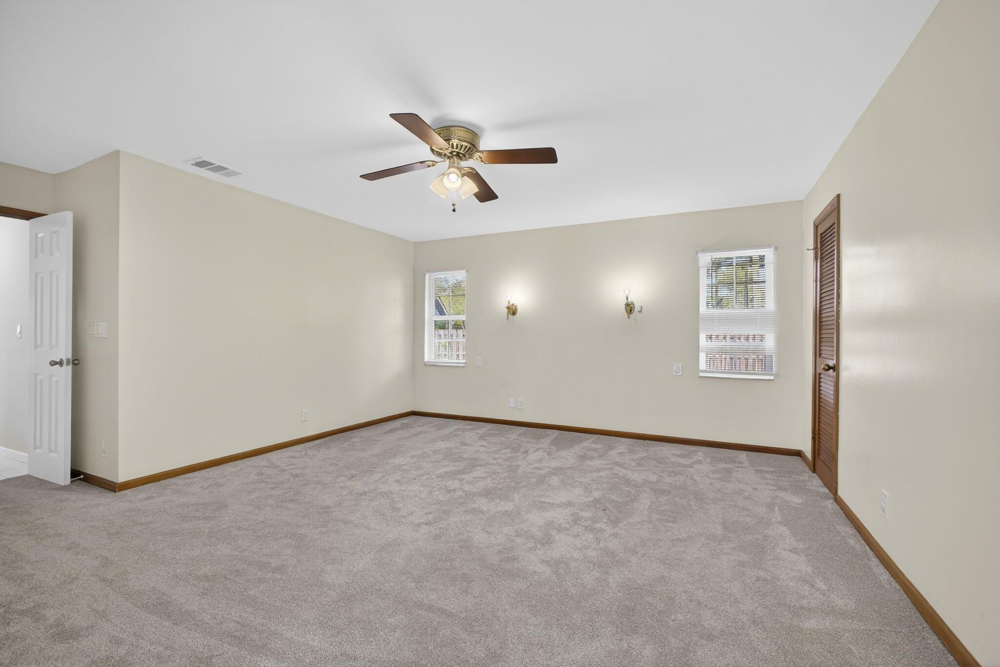 PINEWOOD GROVE OF WELLING - Residential Lease