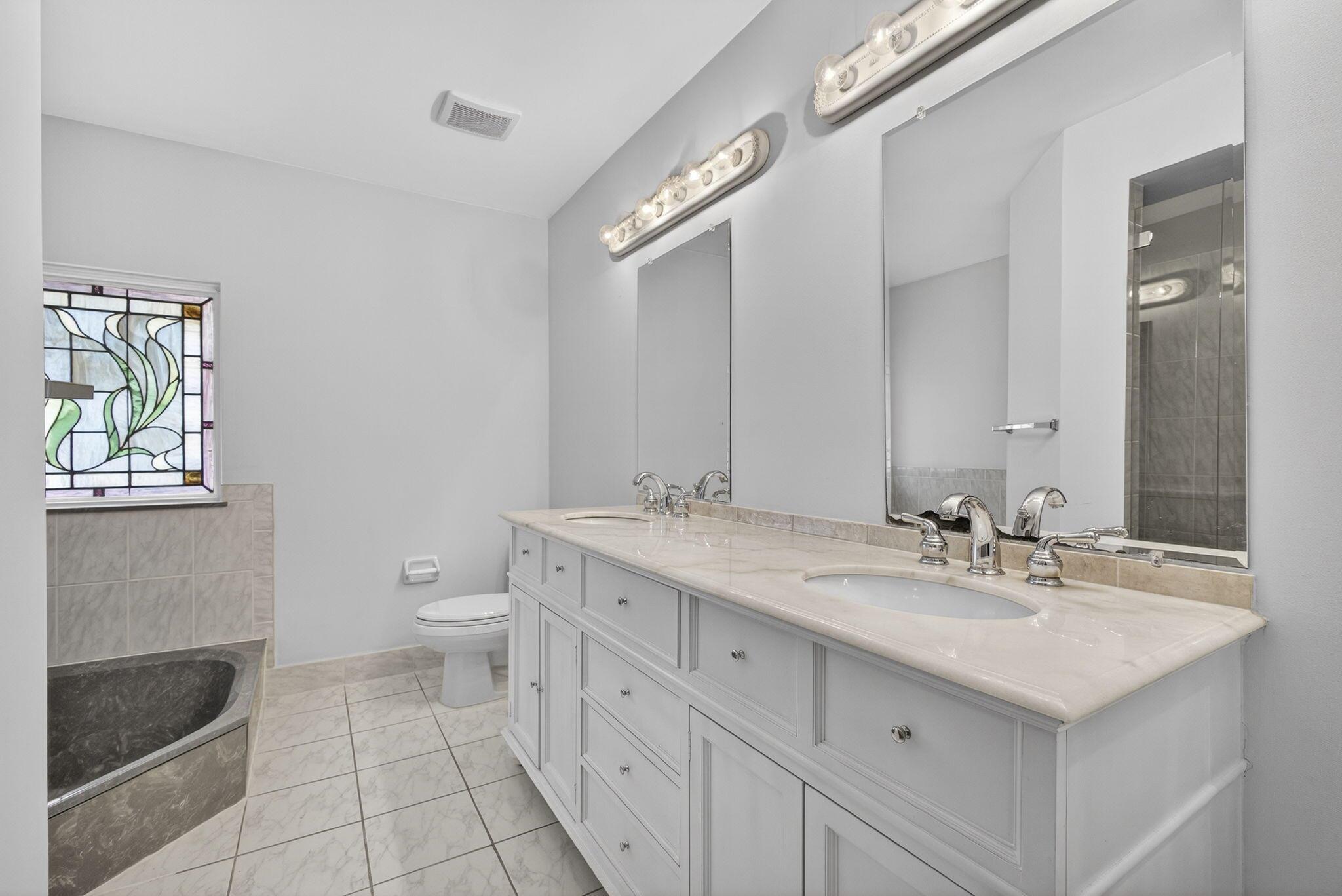 PINEWOOD GROVE OF WELLING - Residential Lease