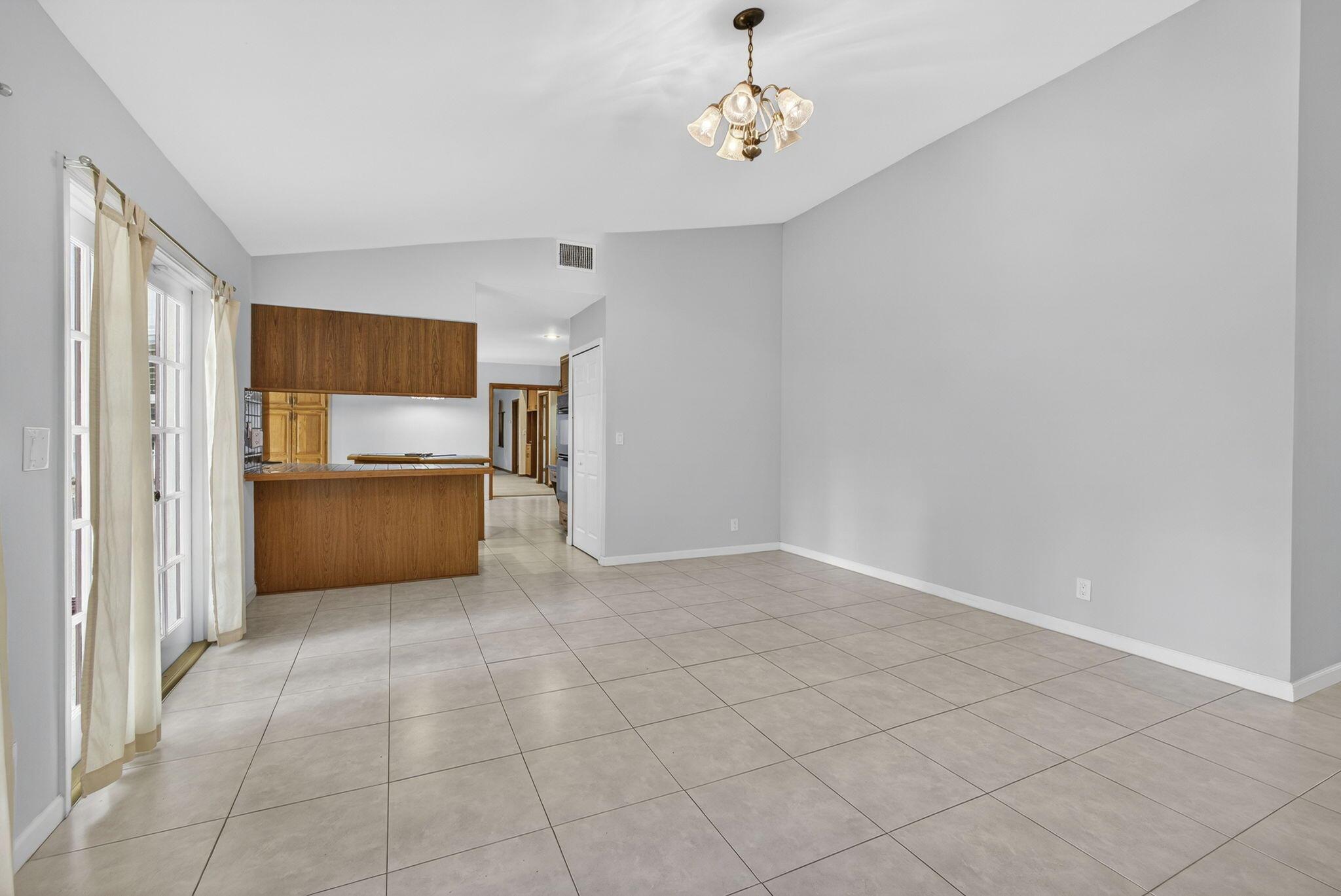 PINEWOOD GROVE OF WELLING - Residential Lease