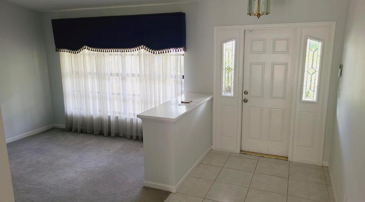 PINEWOOD GROVE OF WELLING - Residential Lease