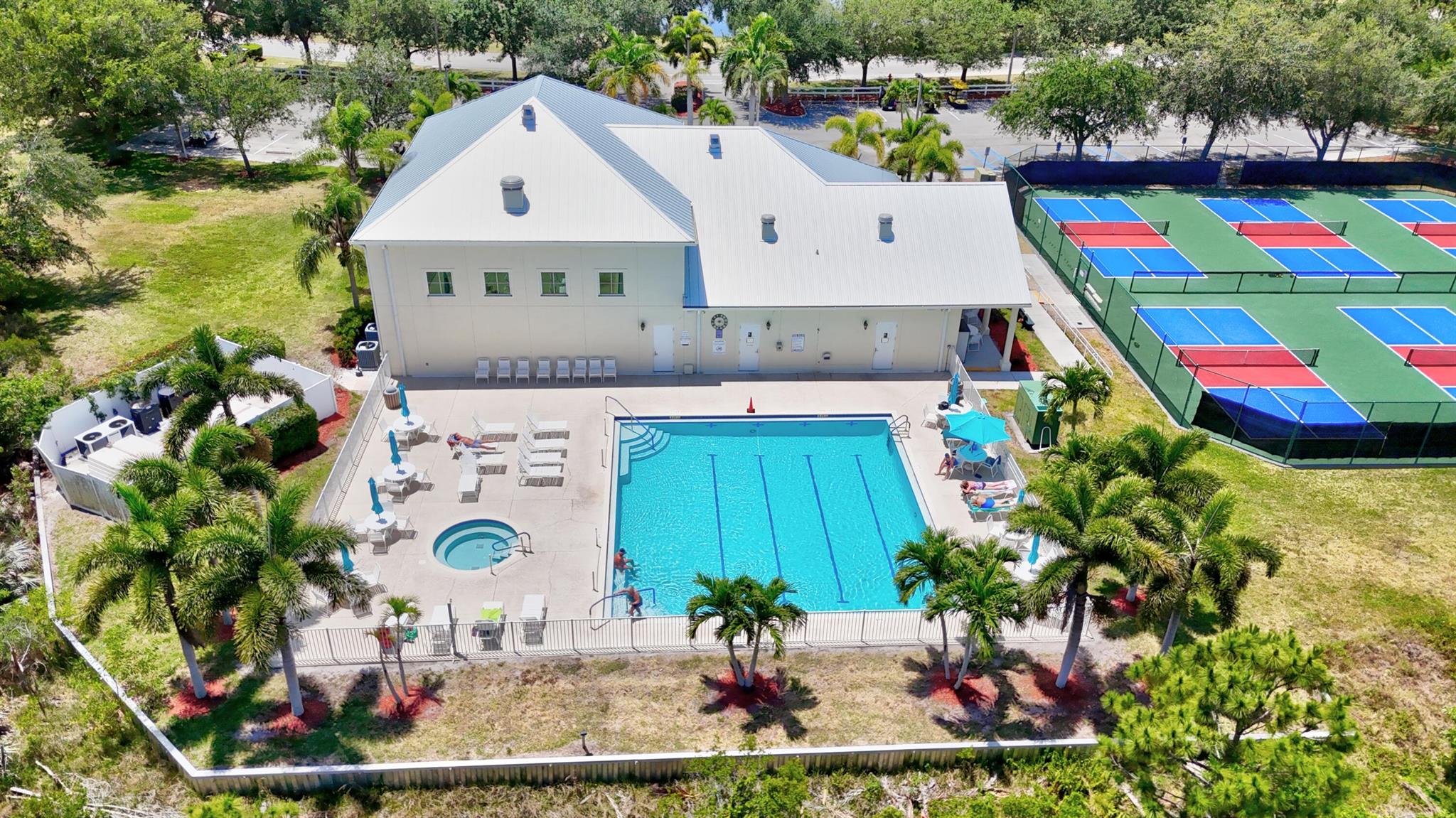 EAGLE'S RETREAT AT SAVANN - Residential