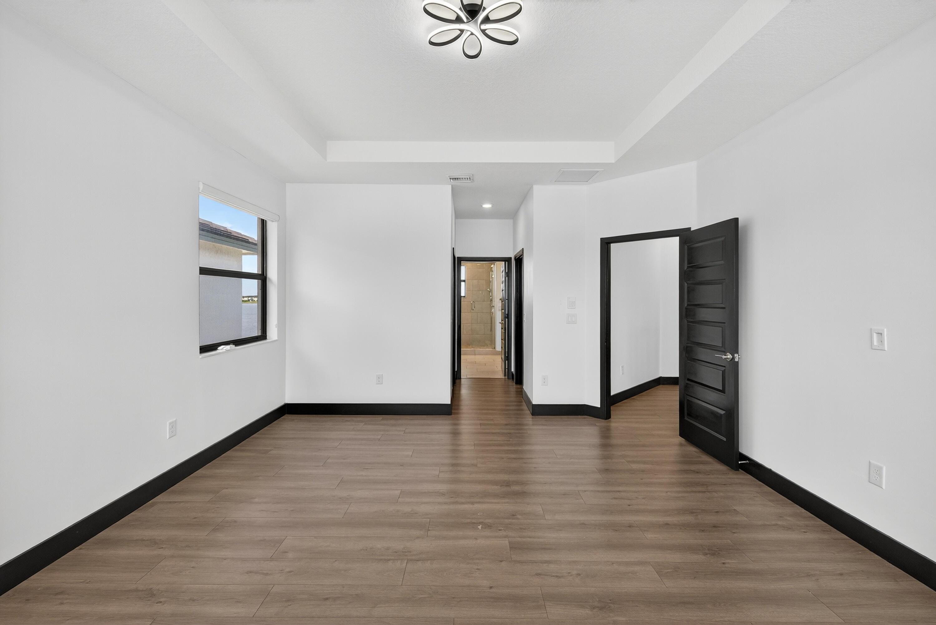 DUNNWOODY LAKE - Residential