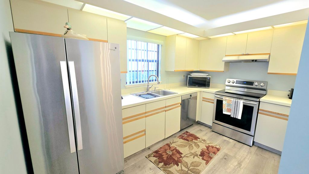 Photo of 7427 SE Jamestown Terrace, Hobe Sound, FL 33455 (MLS # R11033661)