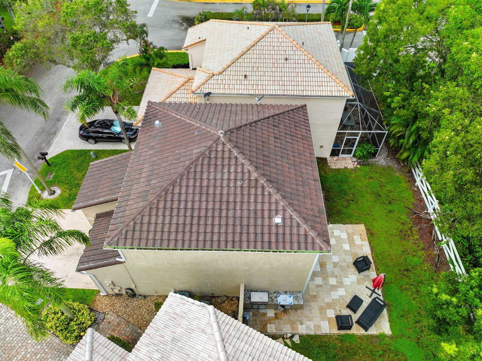 REGENCY LAKES AT COCONUT - Residential