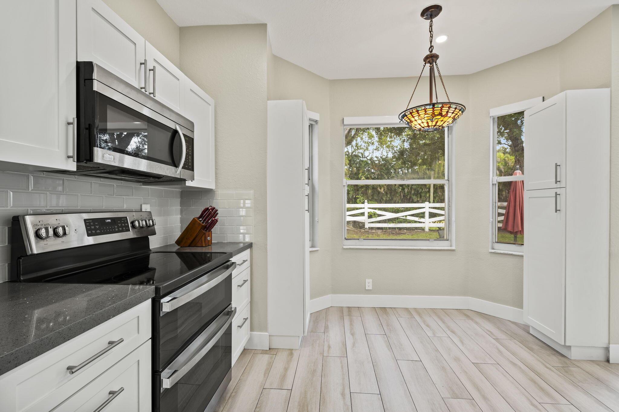REGENCY LAKES AT COCONUT - Residential