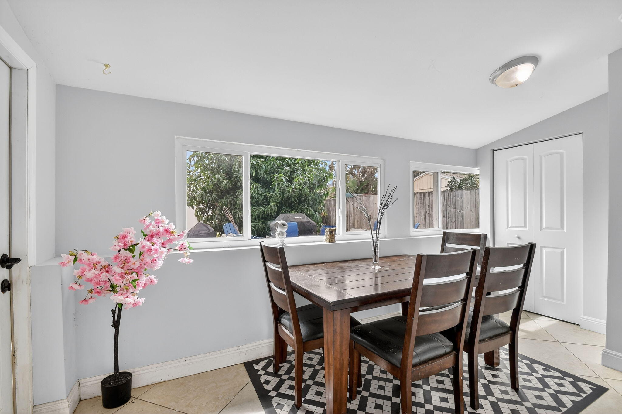 HOMEWOOD 4TH ADD - Residential