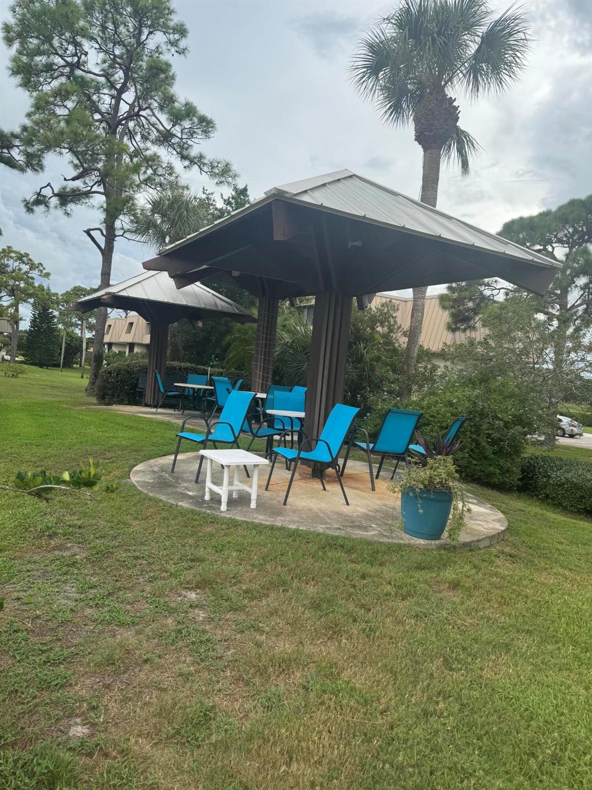 Conquistadore - Residential Lease