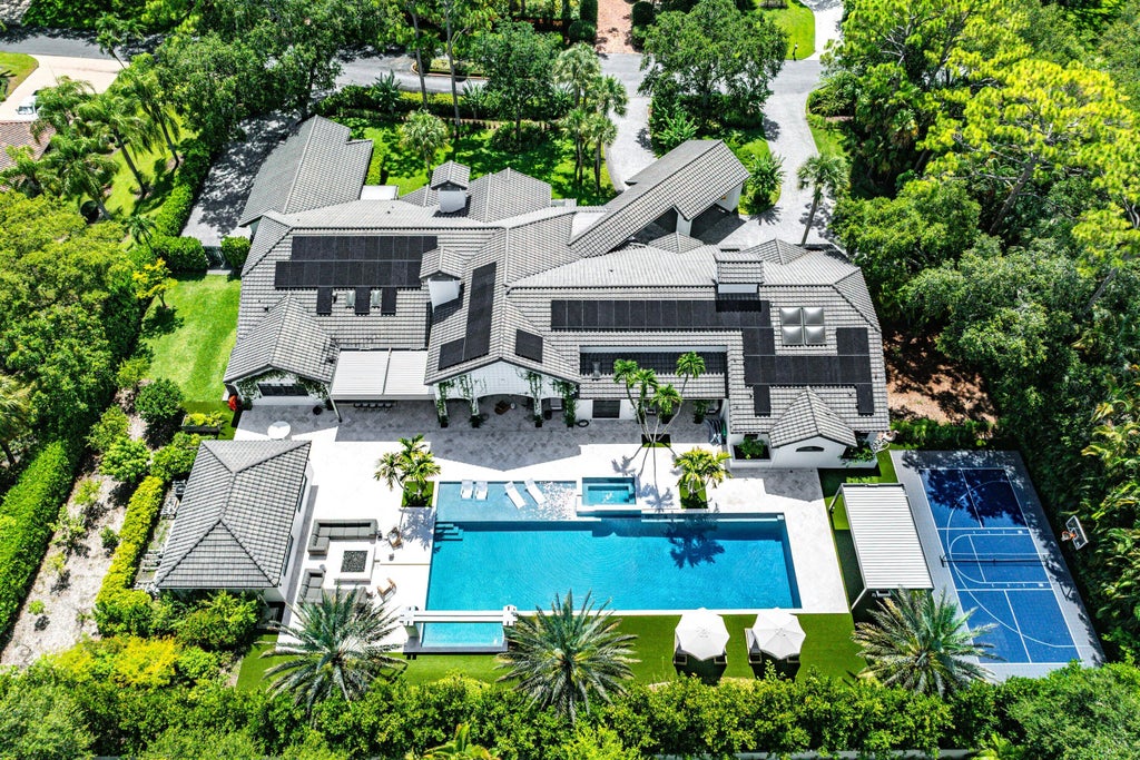 Photo of 16388 Bridlewood Circle, Delray Beach, FL 33445 (MLS # B26049028)