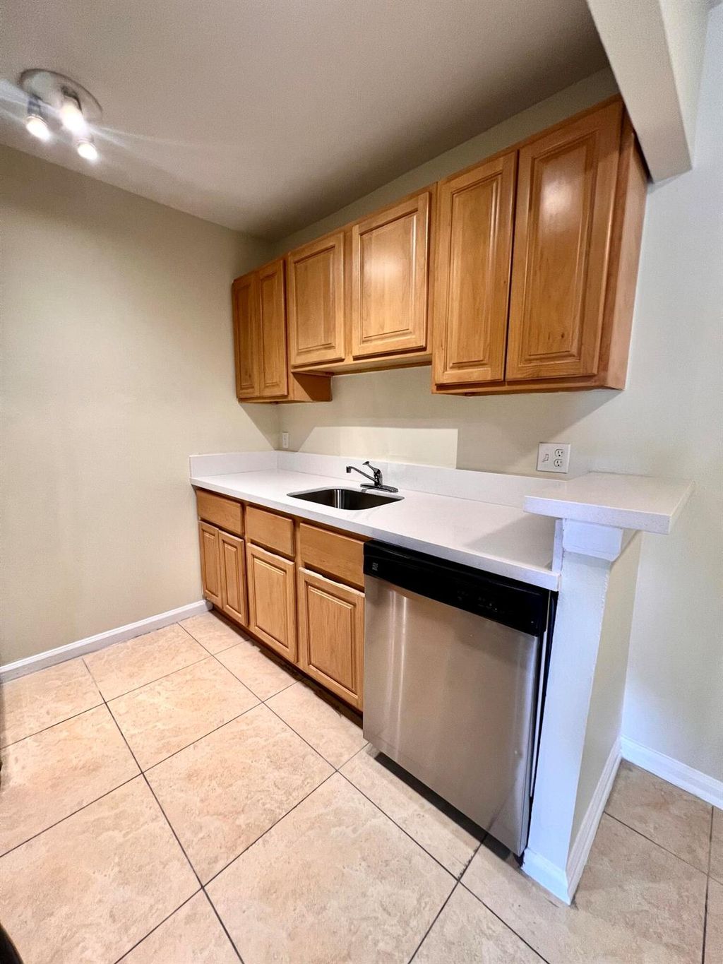 Photo of 1500 N Congress Avenue #B64, West Palm Beach, FL 33401 (MLS # R11129257)