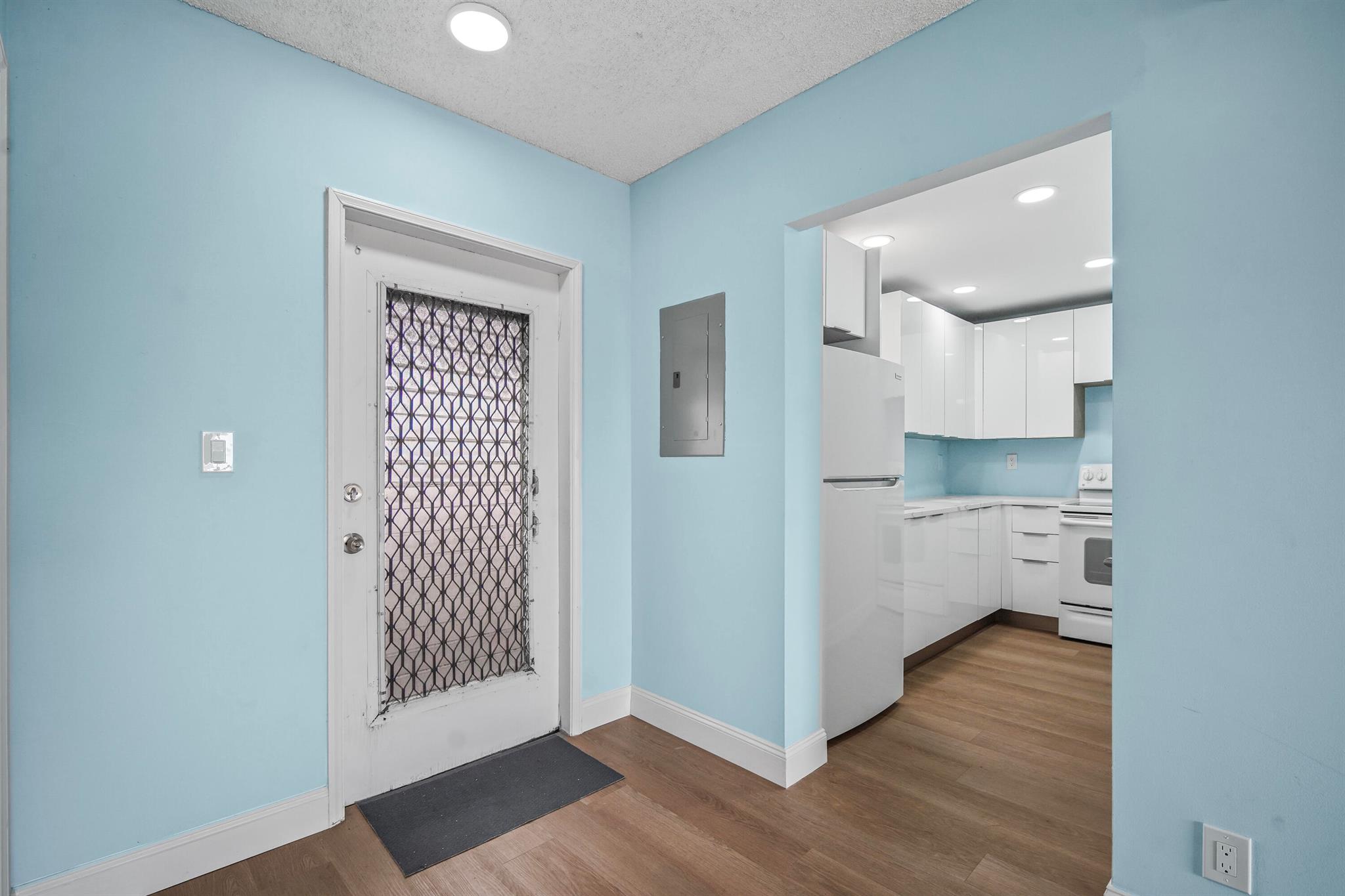 3201 NE 14th St Causeway 609
