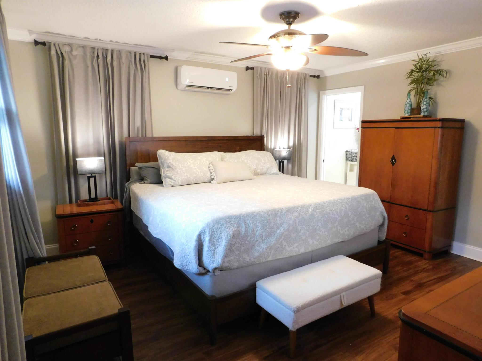 PALM BEACH GARDENS 4 - Residential