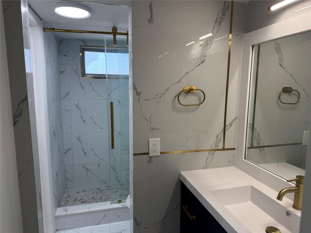 Bermuda Club - Residential