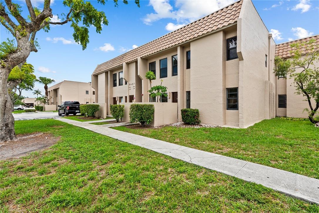 Springs Colony Club Condo - Residential