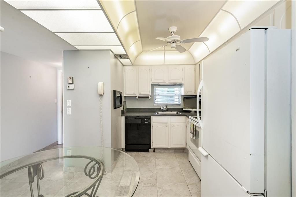 Hollybrook Golf & Tennis - Residential