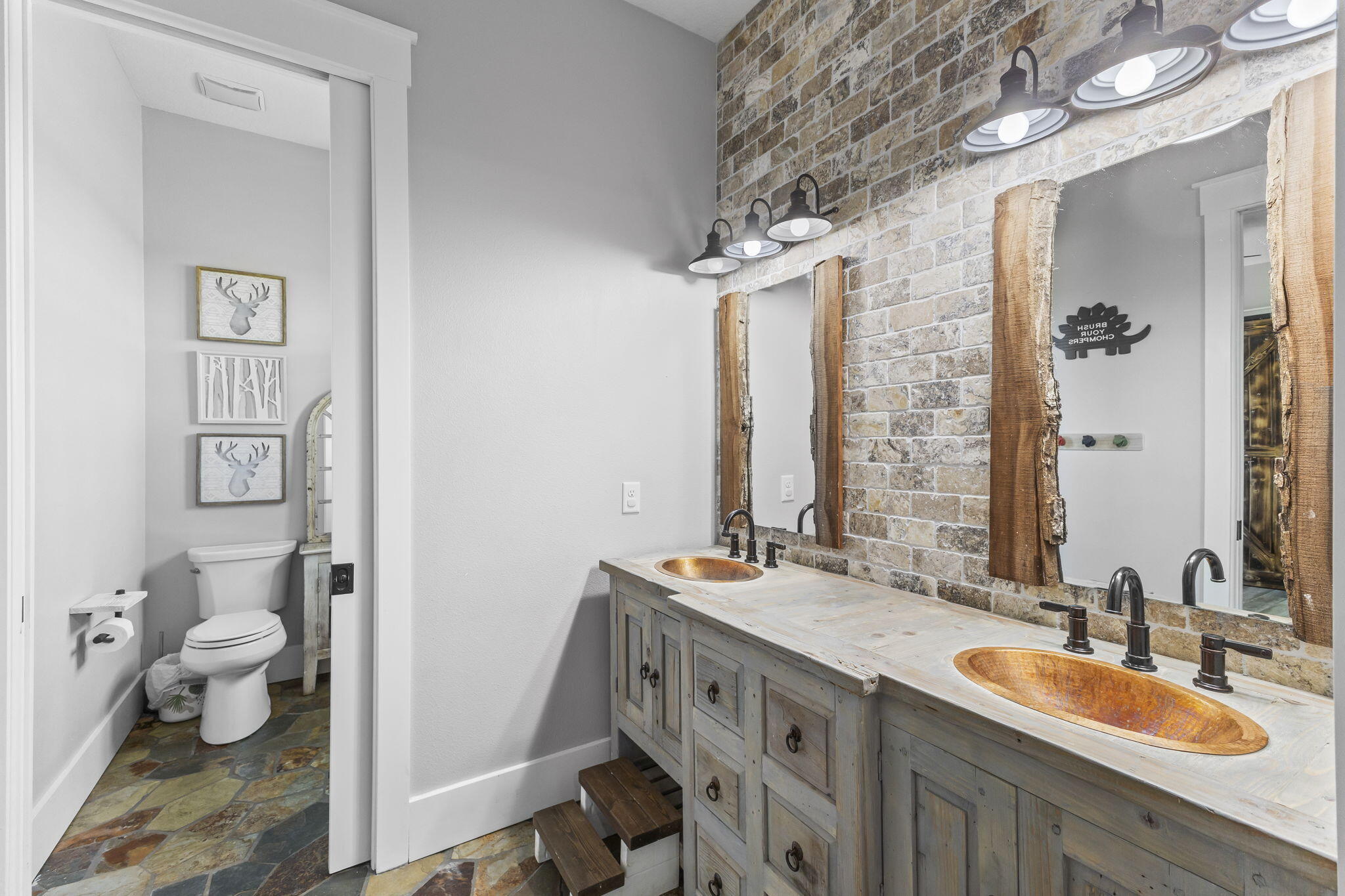 METES AND BOUNDS - Residential